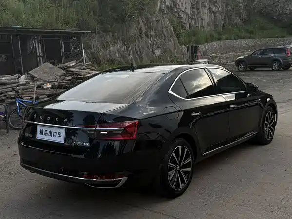 Skoda Superb 2023