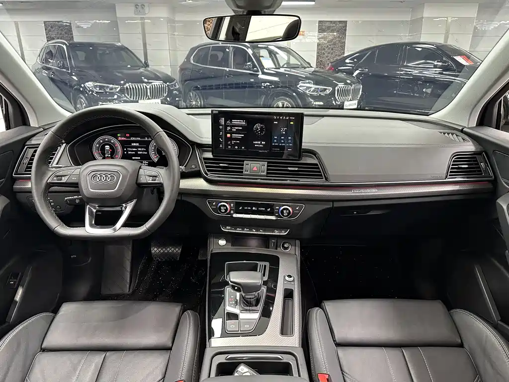 Audi Q5L 2022 — фото 14