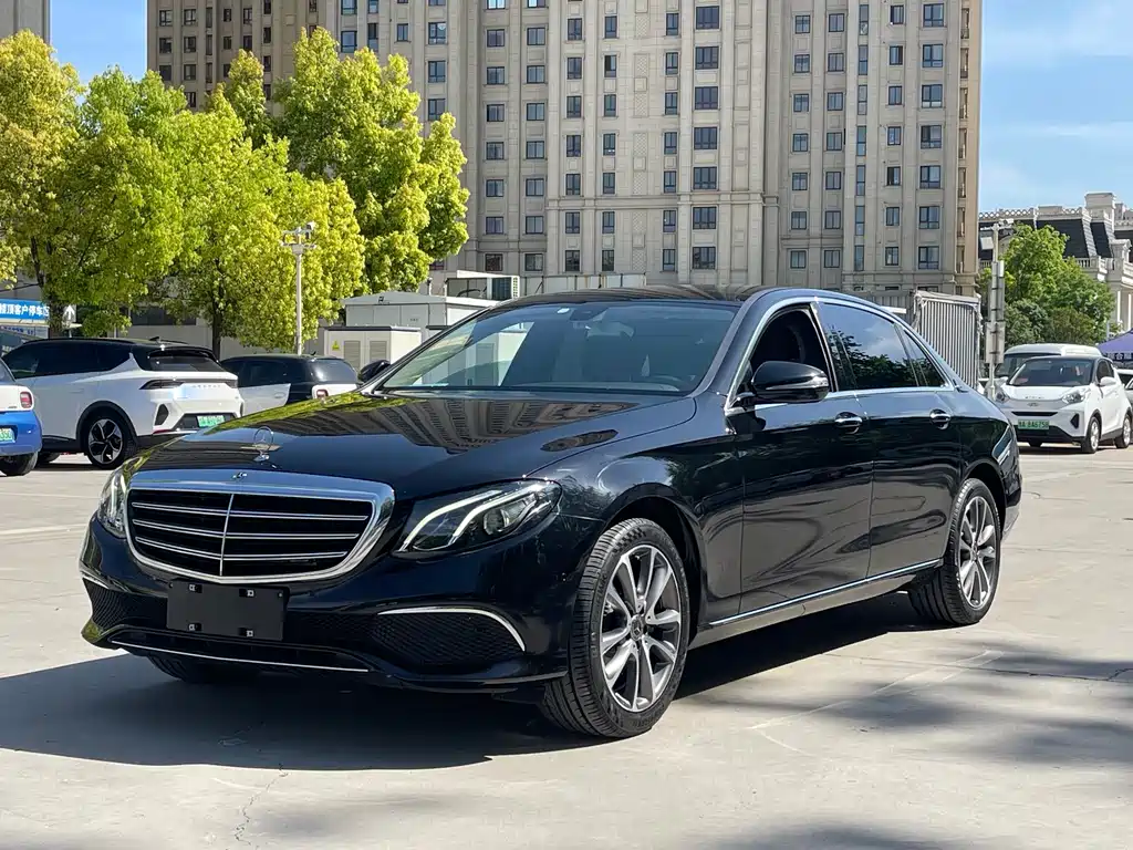 Mercedes-Benz E-Class 2018 — фото 1