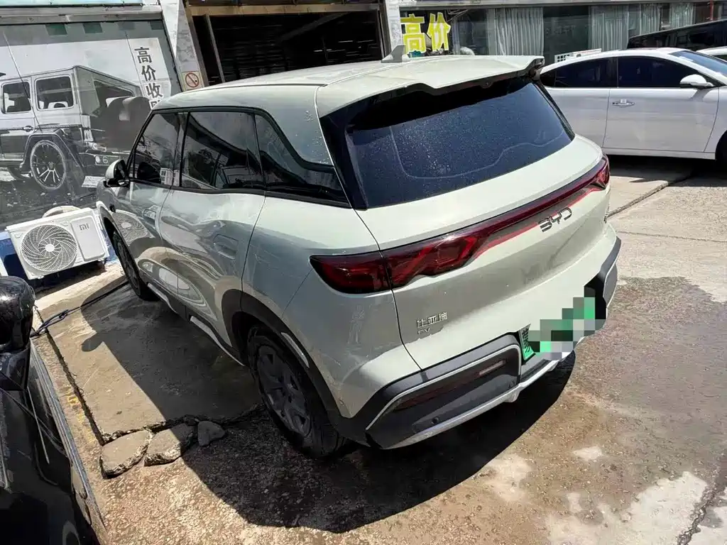 BYD Yuan UP 2025