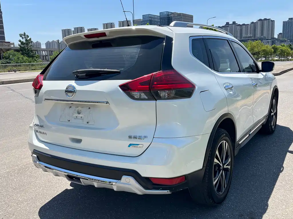 Nissan X-Trail 2018 — фото 4