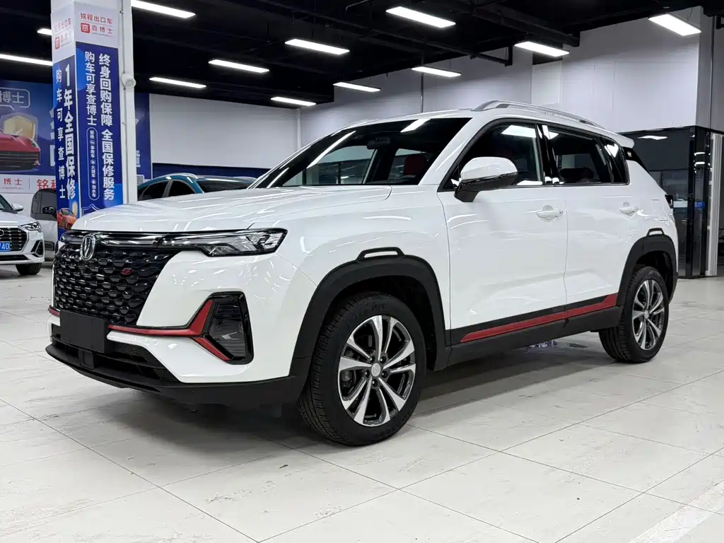 Changan CS35PLUS 2022 — фото 1