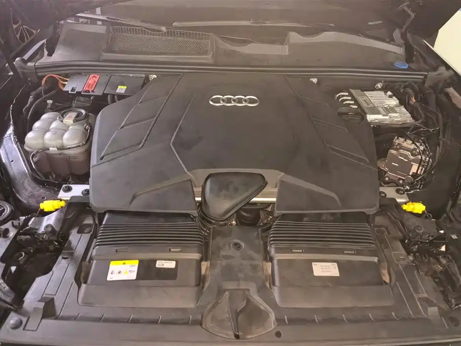 Audi Q7 2022 — фото 10