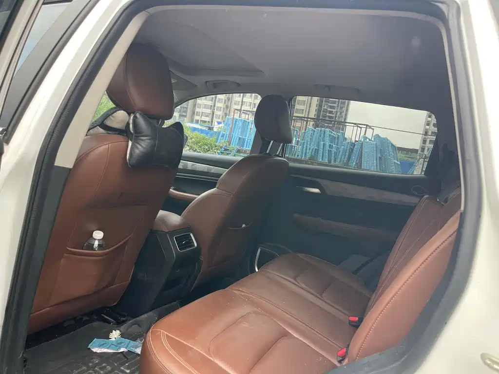 Geely Vision X6 2022