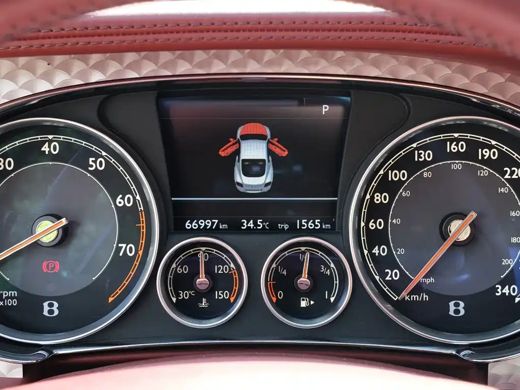 Bentley Continental 2015 — фото 7