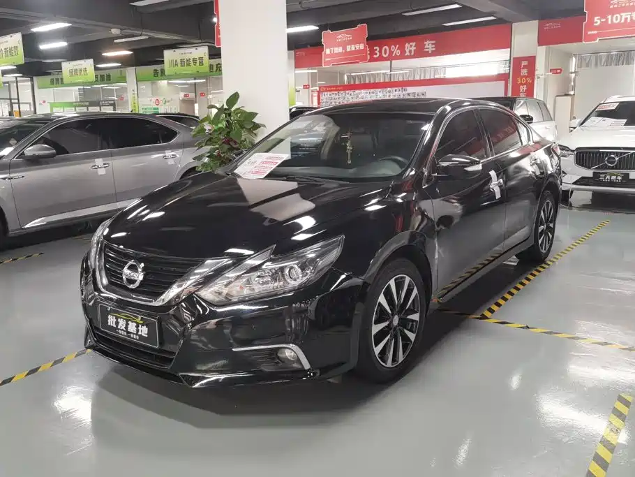 Nissan Teana 2018