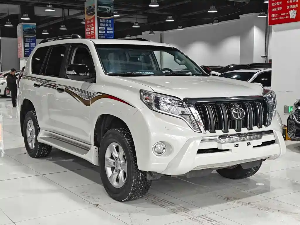 Toyota Prado 2017 — фото 3