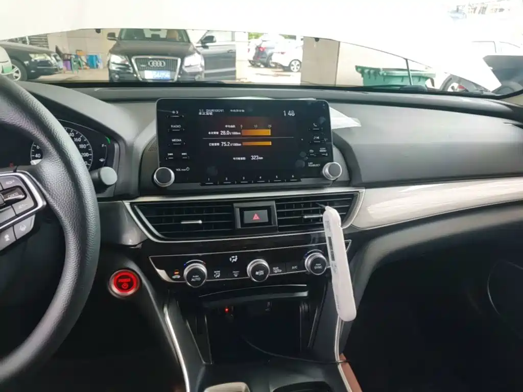 Honda Inspire 2020 — фото 13