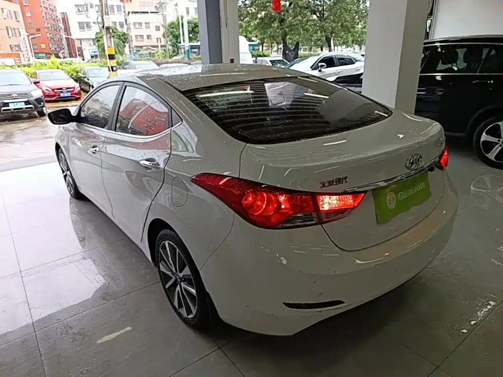 Hyundai Elantra Langdong 2016 — фото 5