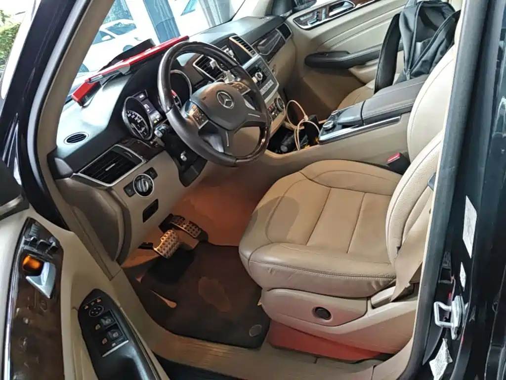 Mercedes-Benz M-Class 2015 — фото 15