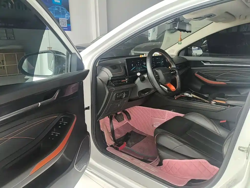 Chery Arrizo 5 GT 2023 — фото 12