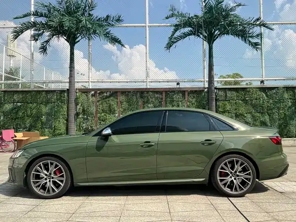 Audi S4 2024