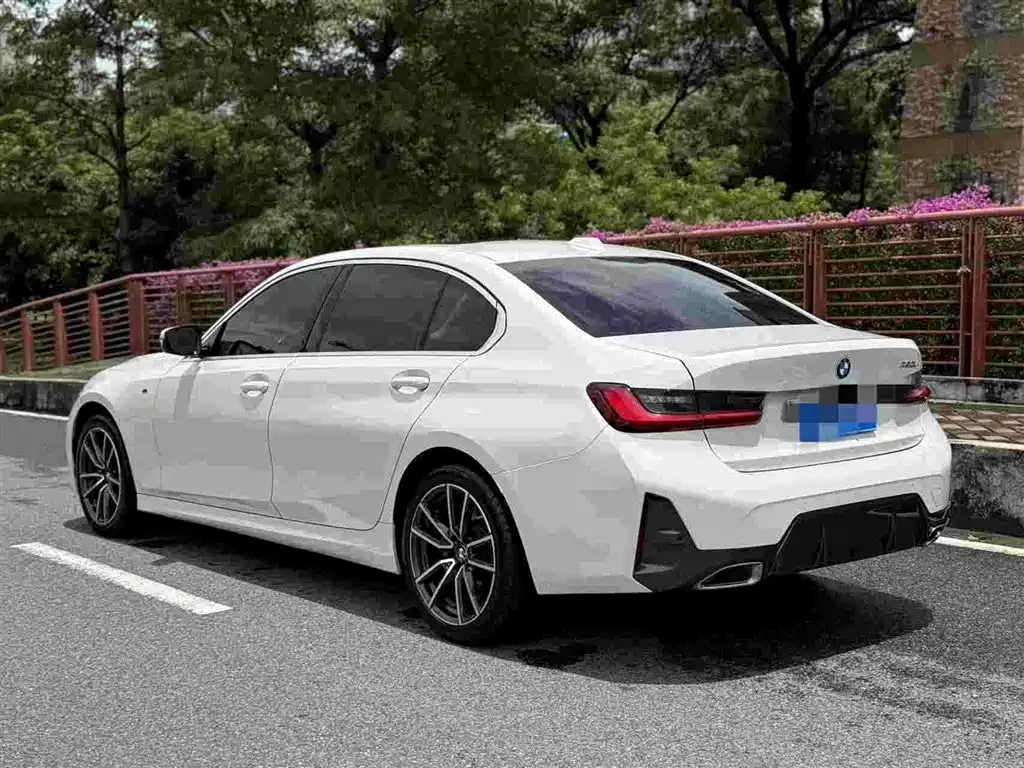 BMW 3 Series 2022
