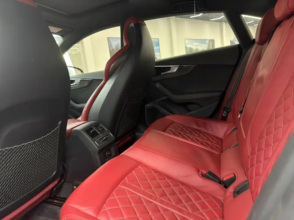 Audi S5 2023