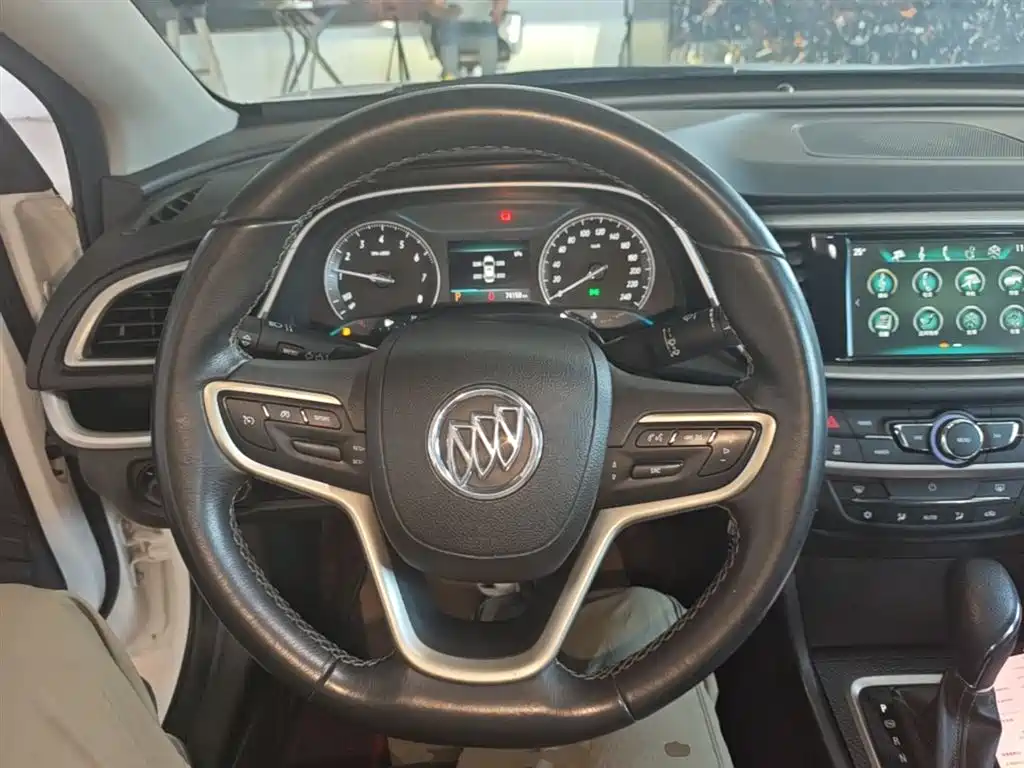 Buick Excelle 2019 — фото 11
