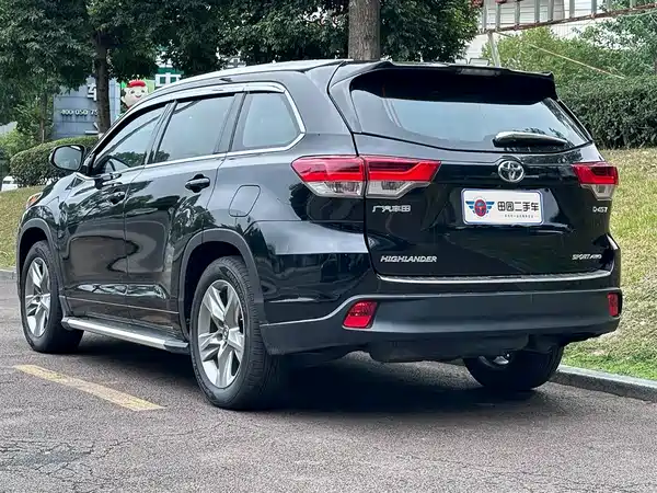 Toyota Highlander 2020