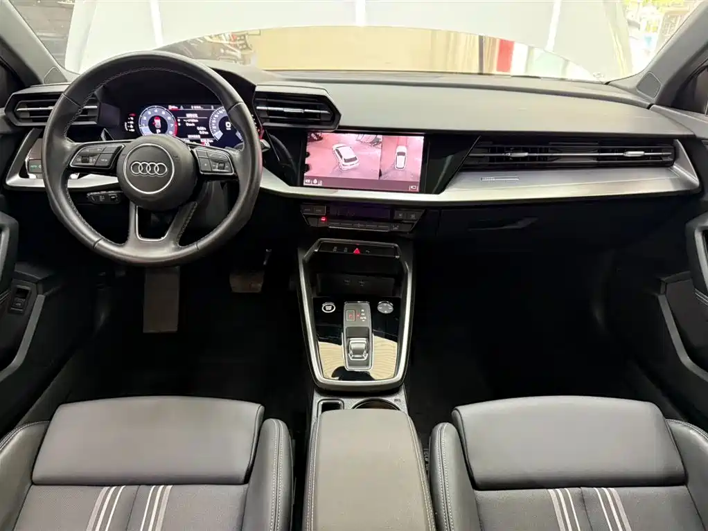 Audi A3 2023 — фото 20