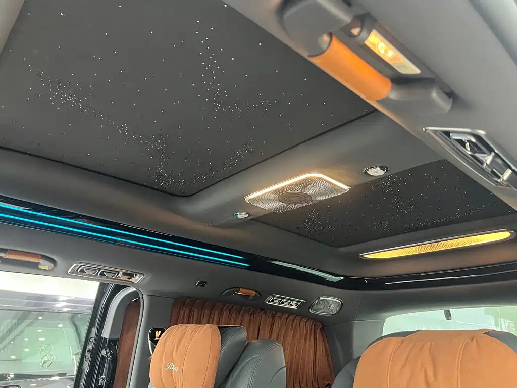 Mercedes-Benz Vito 2024 — фото 10
