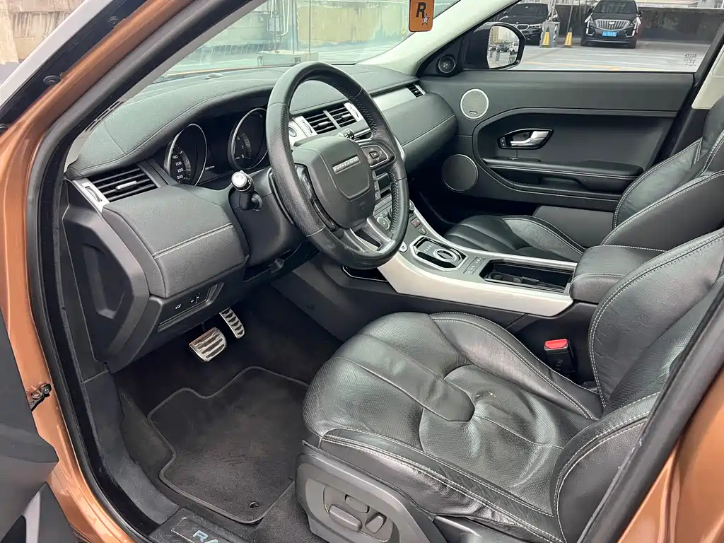 Land Rover Evoque 2014 — фото 9