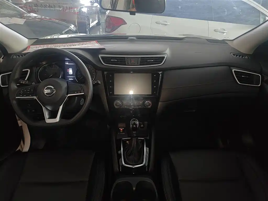 Nissan Qashqai 2021 — фото 12
