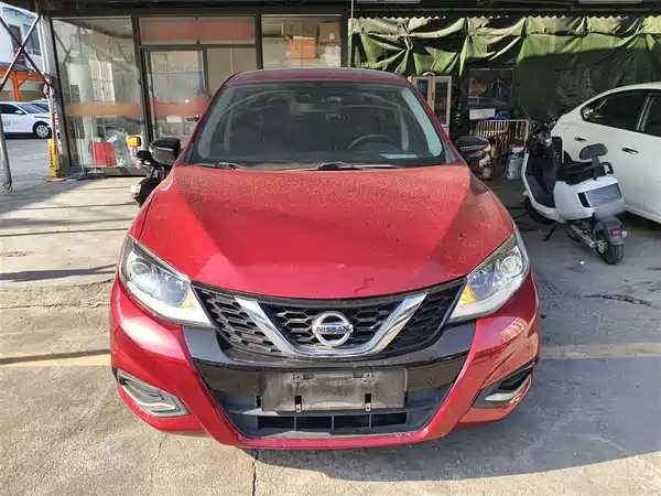 Nissan Tiida 2022