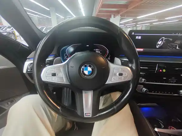 BMW 5 Series 2023