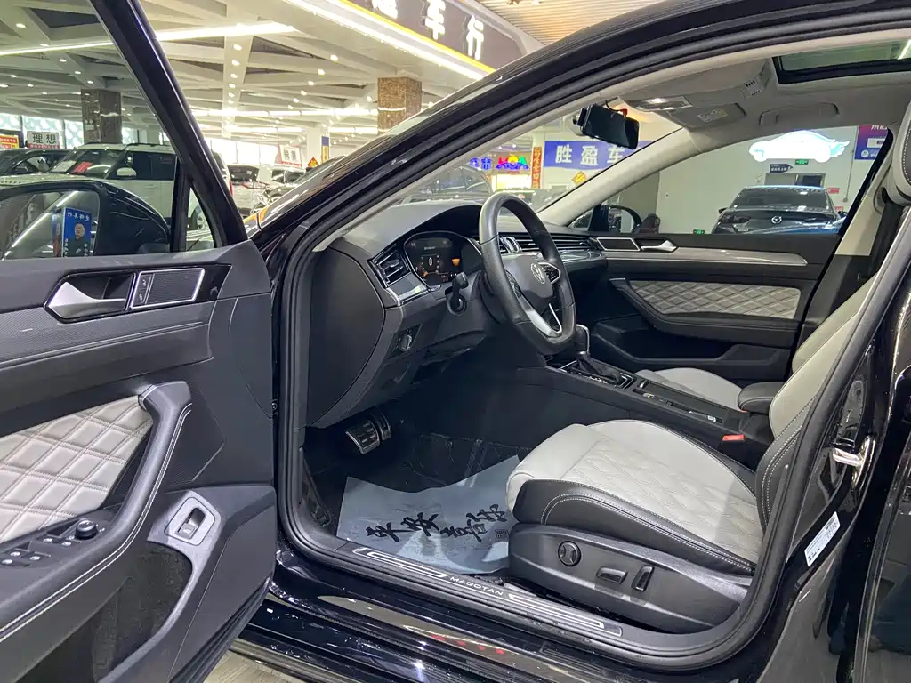Volkswagen Magotan 2023