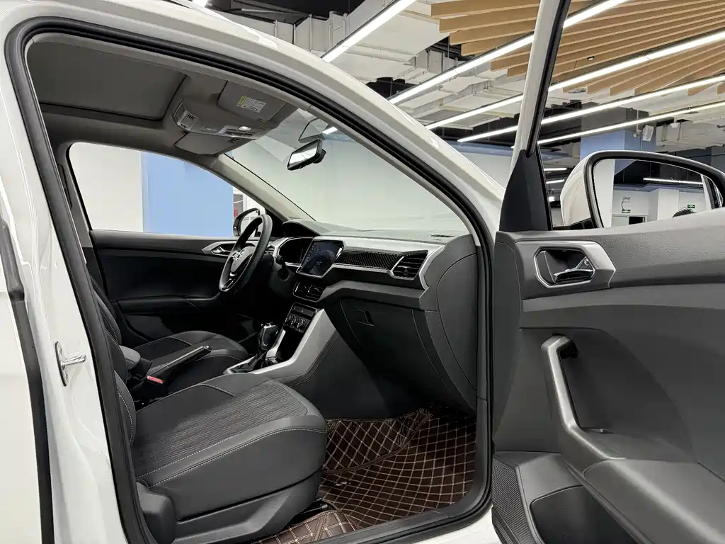 Volkswagen T-Cross 2022 — фото 27