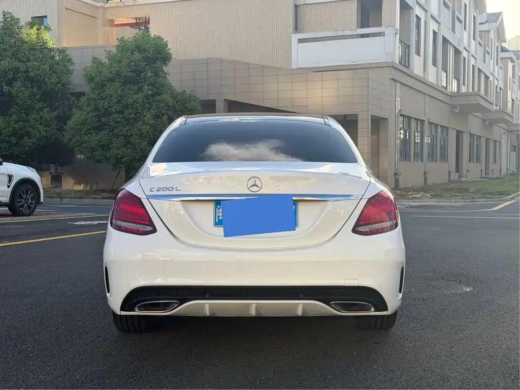 Mercedes-Benz C-Class 2018
