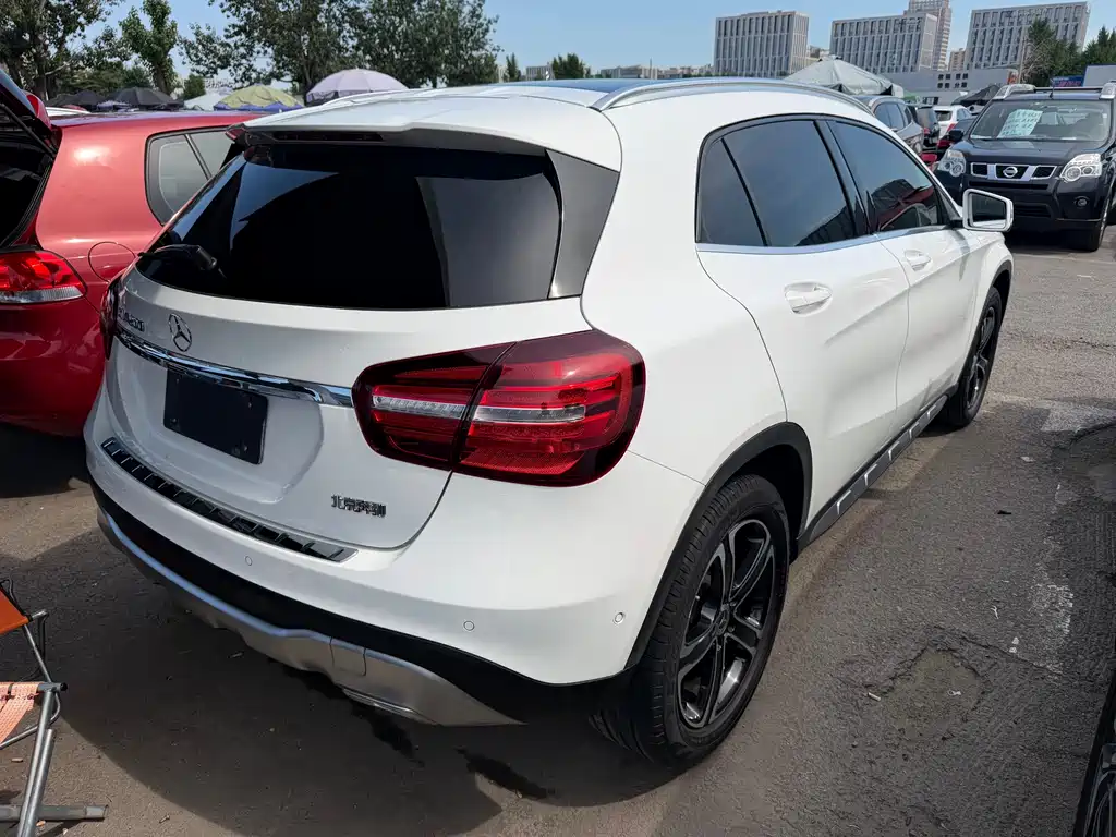 Mercedes-Benz GLA 2018 — фото 12
