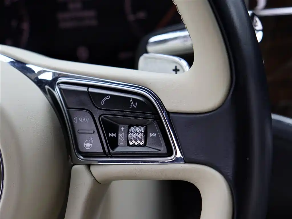 Bentley Continental 2020 — фото 15