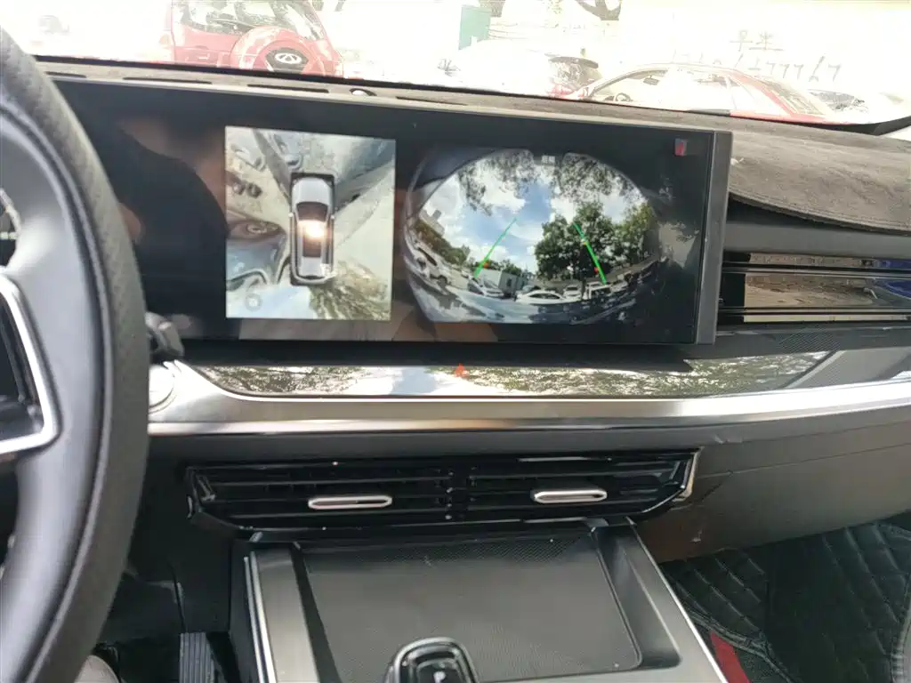 Roewe RX5 MAX 2023 — фото 13