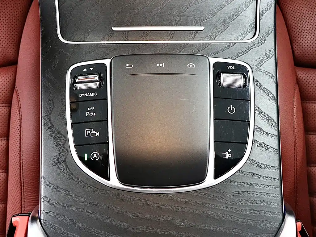 Mercedes-Benz C-Class 2021 — фото 17
