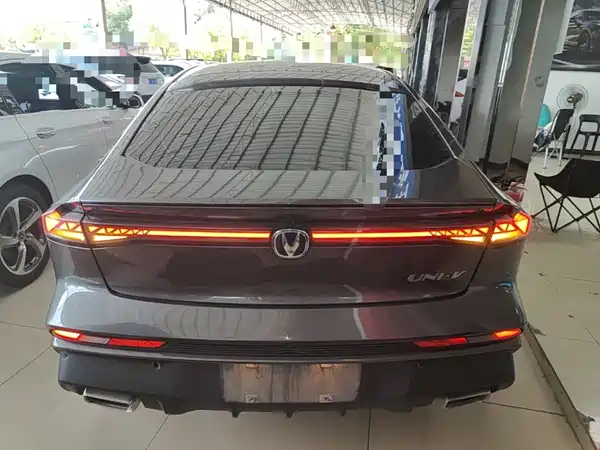 Changan UNI-V 2024