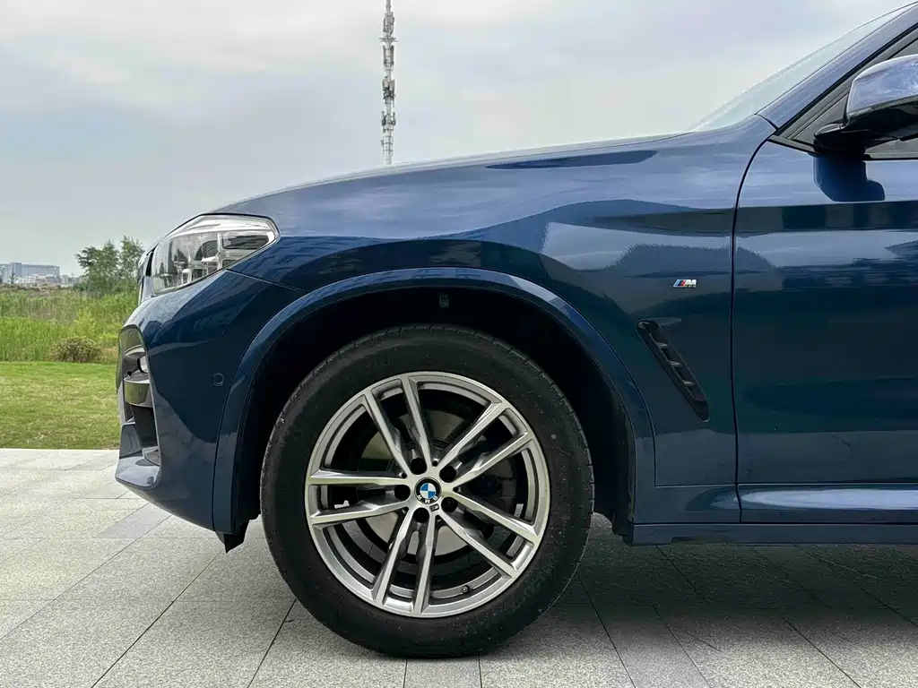 BMW X3 2018 — фото 21