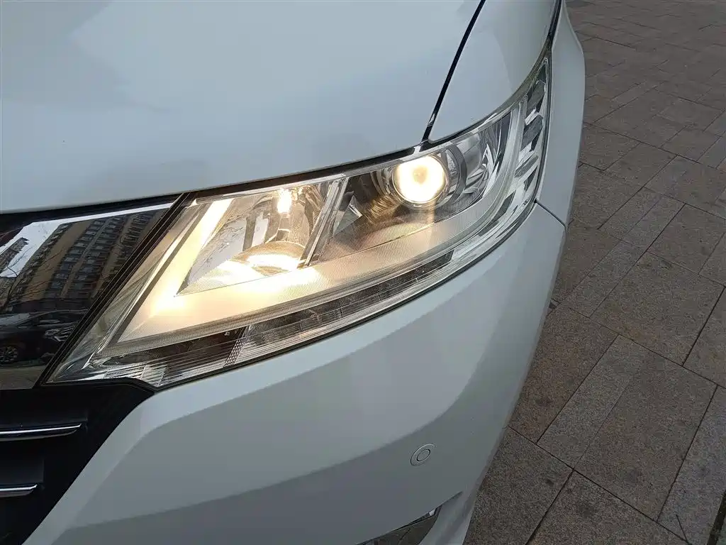 Honda Odyssey 2018 — фото 15