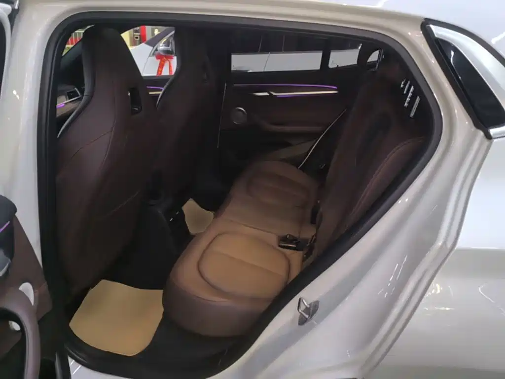 BMW X2 2022 — фото 17