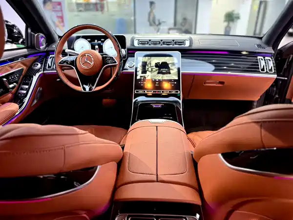 Mercedes-Benz S-Class 2012