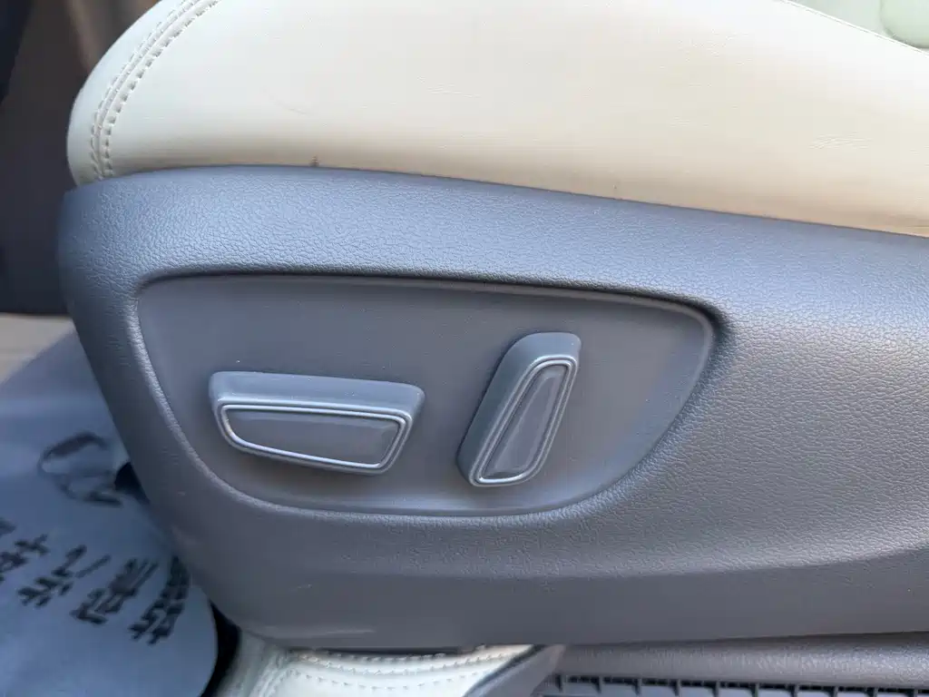 Toyota Sienna 2025 — фото 15