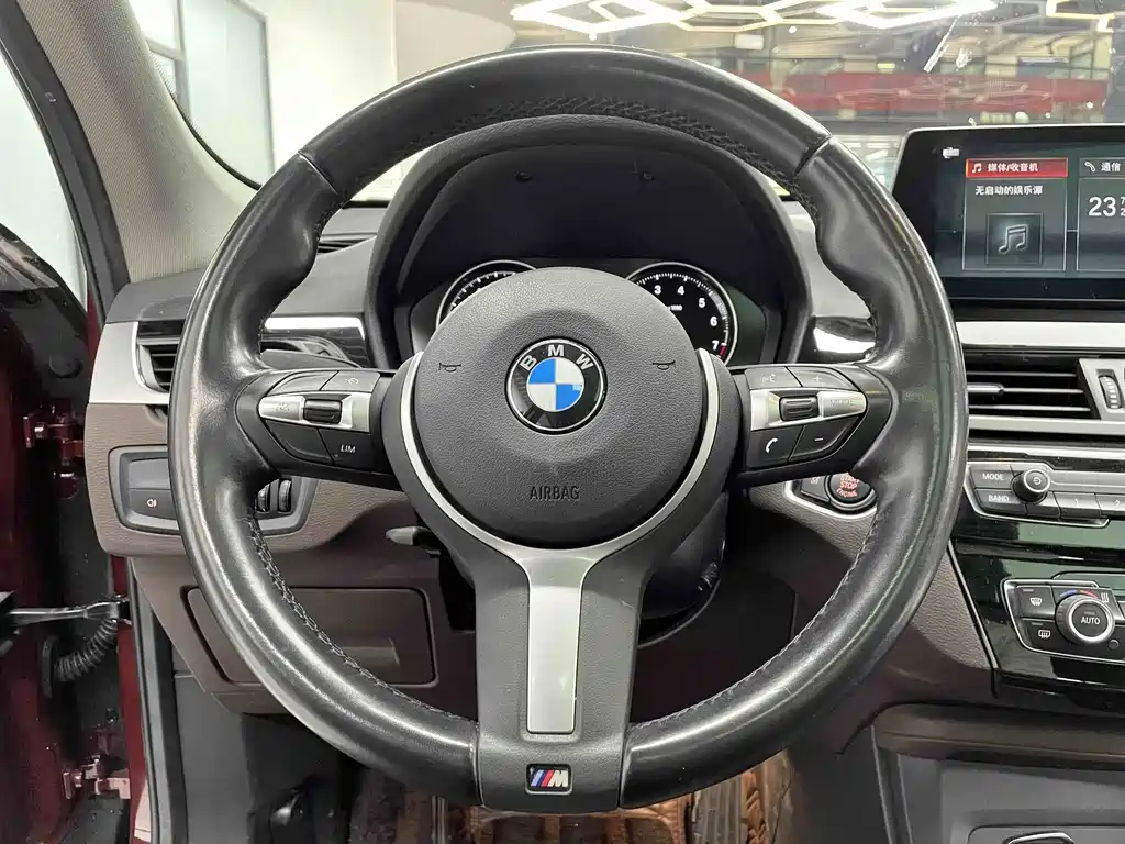 BMW X1 2021 — фото 16