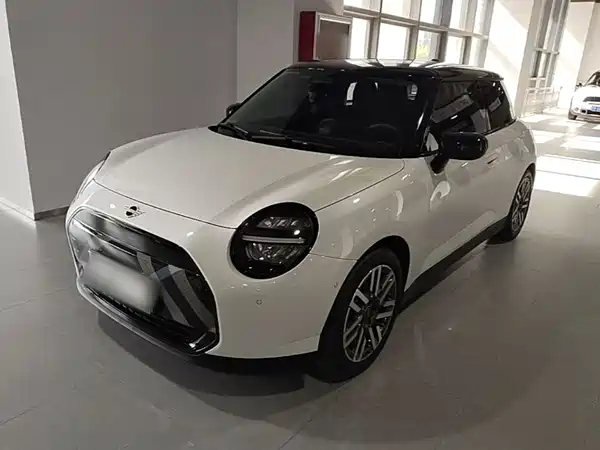 MINI Cooper 2025