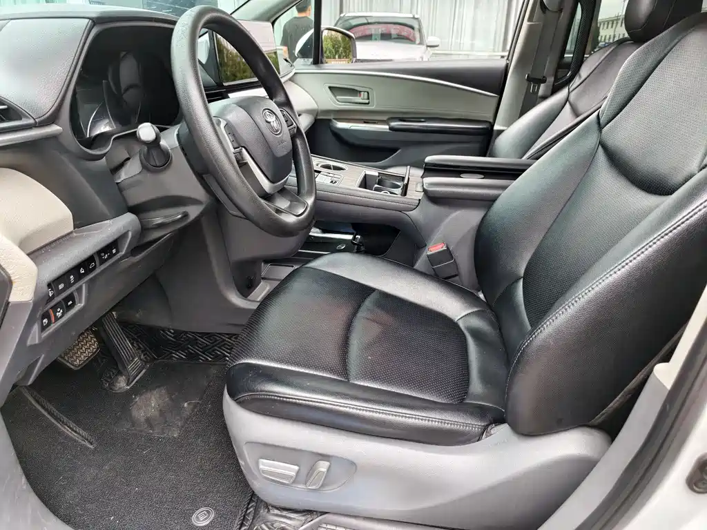 Toyota Sienna 2022