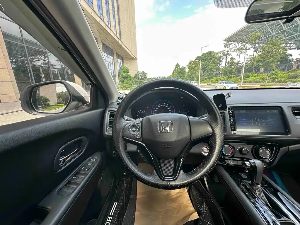 Honda Vezel 2020 — фото 10