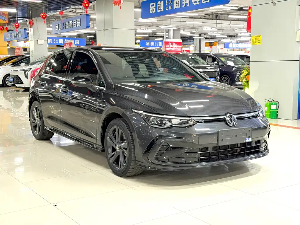 Volkswagen Golf 2022