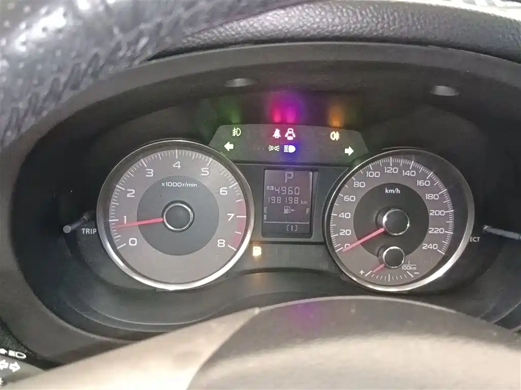 Subaru Forester 2014 — фото 12