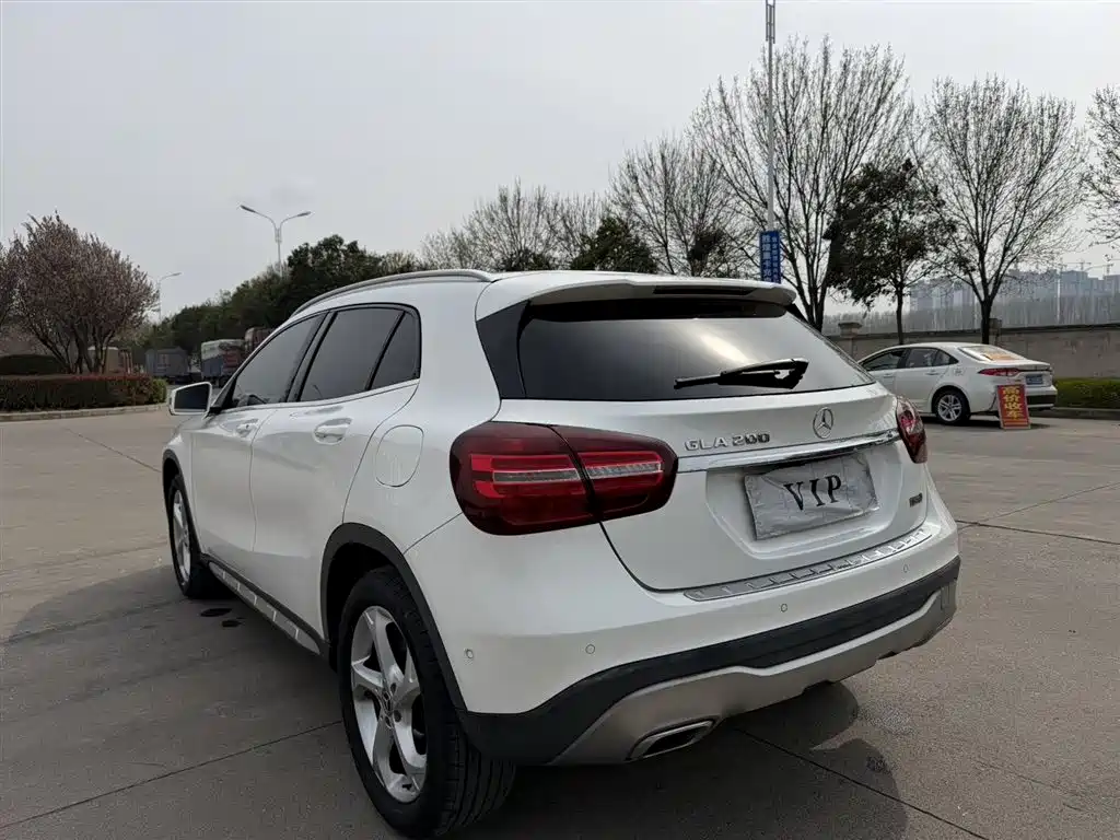 Mercedes-Benz GLA 2019