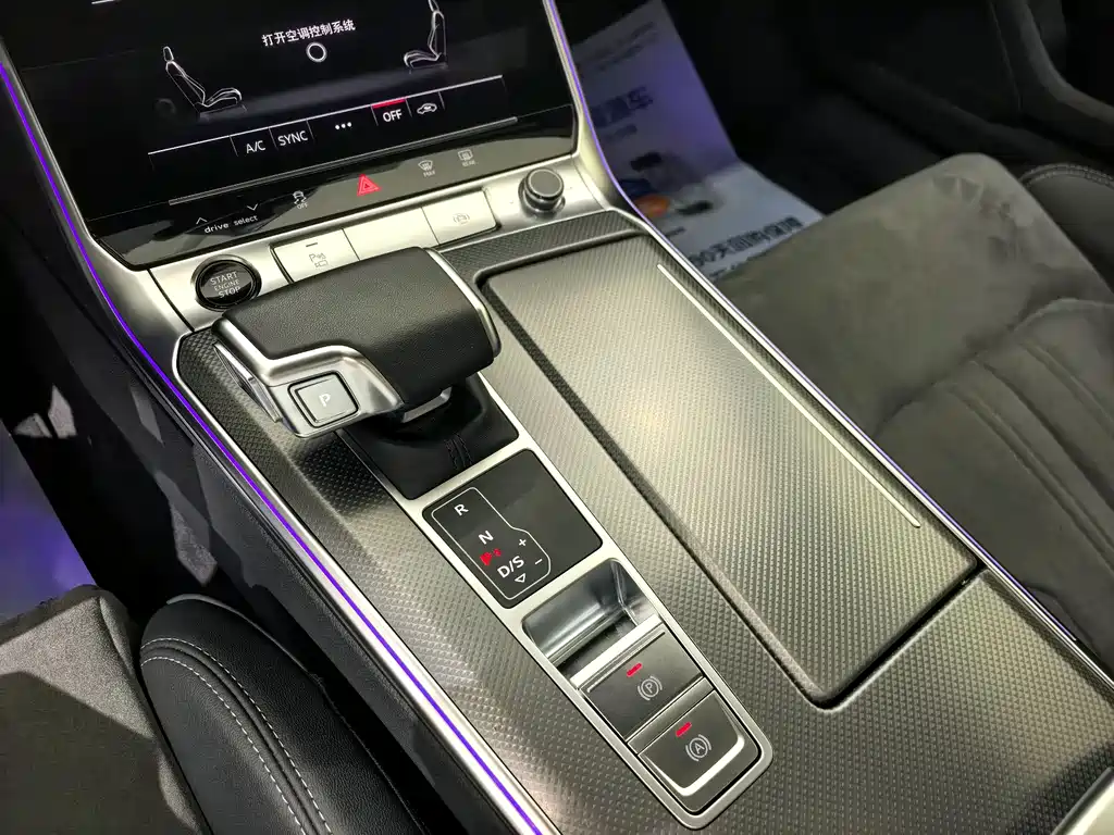 Audi A6L 2024 — фото 10
