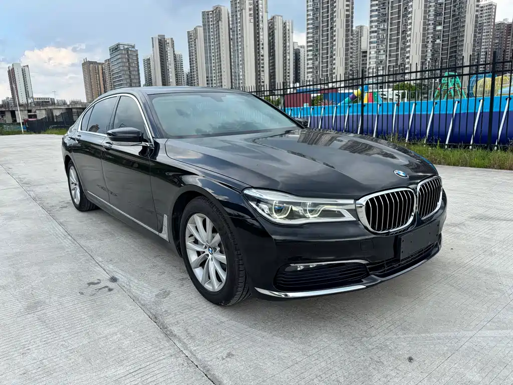 BMW 7 Series 2016 — фото 3