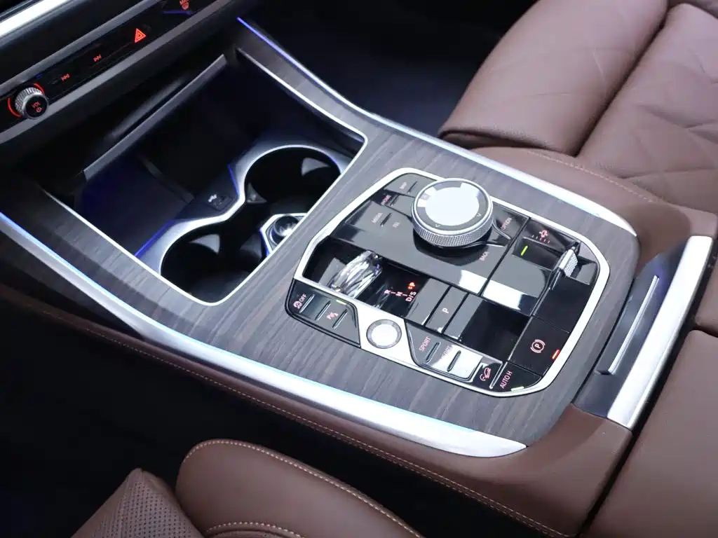 BMW X7 2024 — фото 12