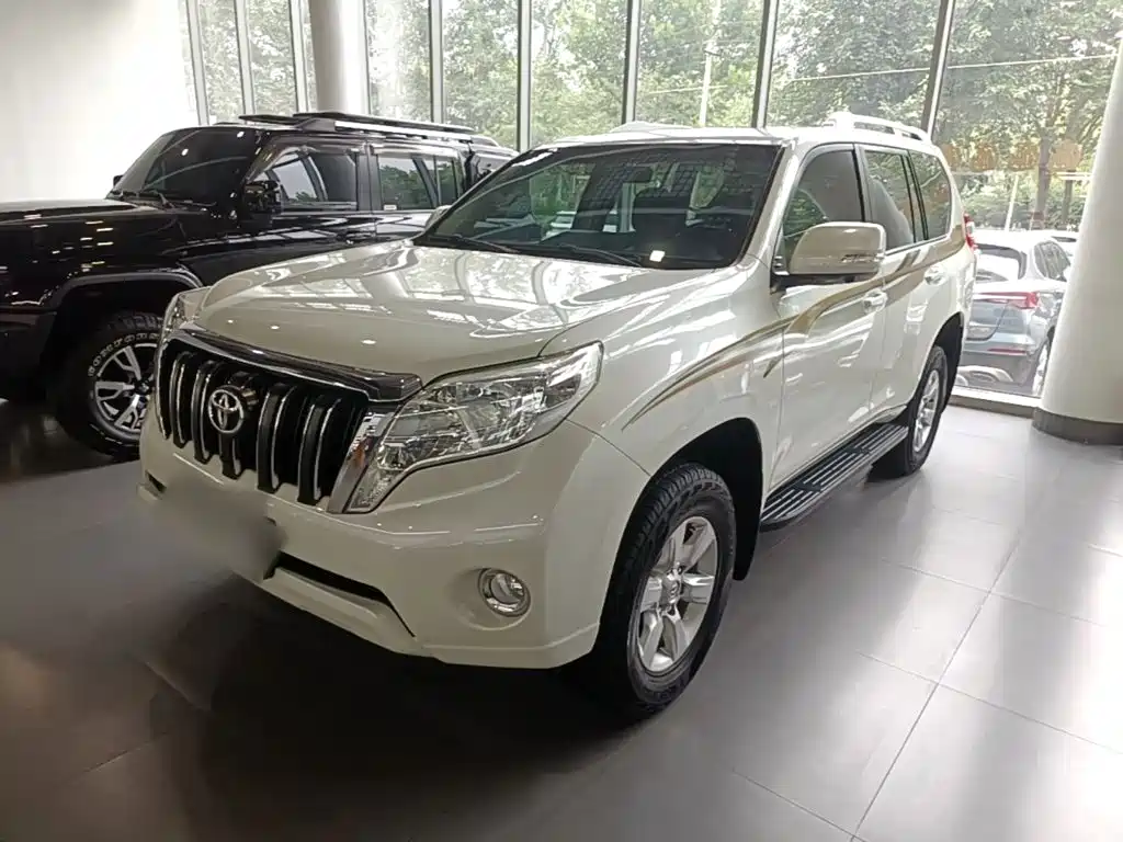 Toyota Prado 2017 — фото 2